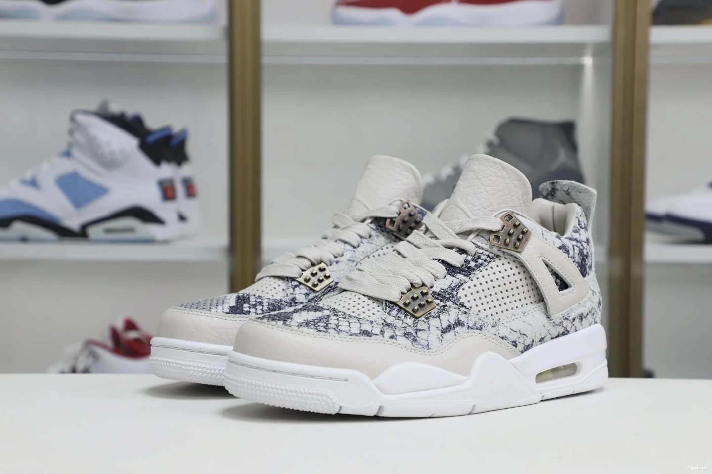 4 Jordan retro Jordan snakeskin Air 1102